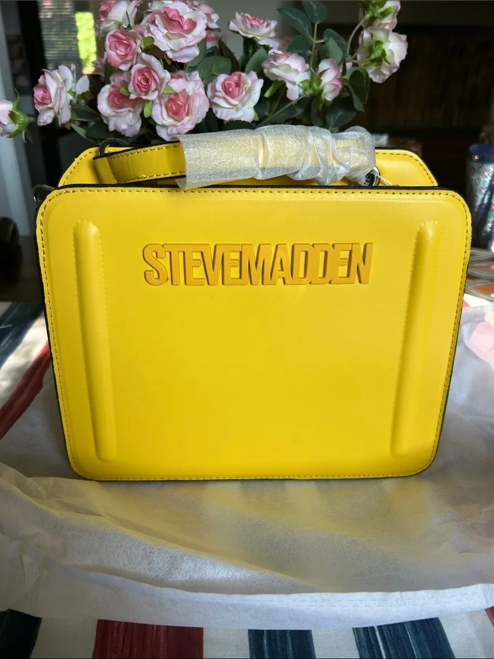 Steve Madden Bright Yellow Structured Satchel new tags on